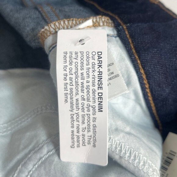 St Johns Bay Capri Jeans Womens 26W Dark Wash Mid Rise New - Picture 14 of 14